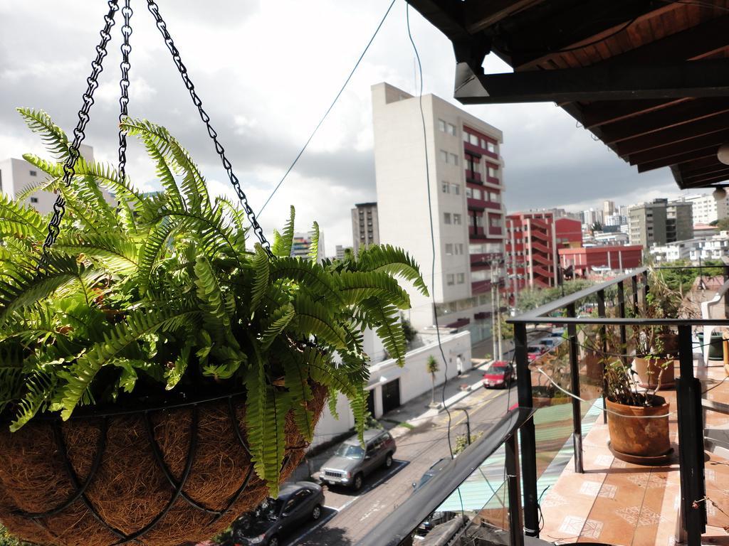 Hotel Rincon Escandinavo กีโต ภายนอก รูปภาพ