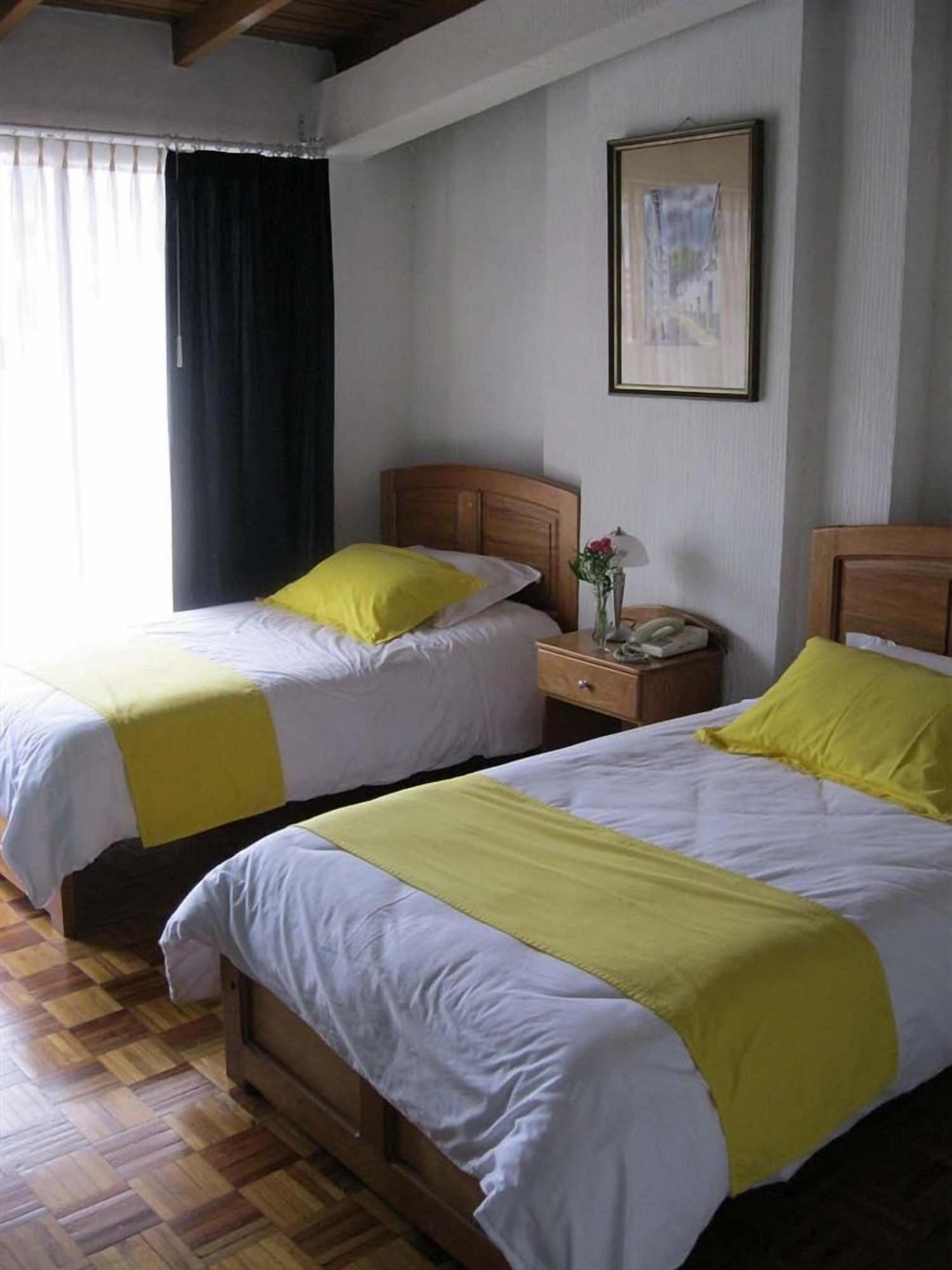 Hotel Rincon Escandinavo กีโต ภายนอก รูปภาพ