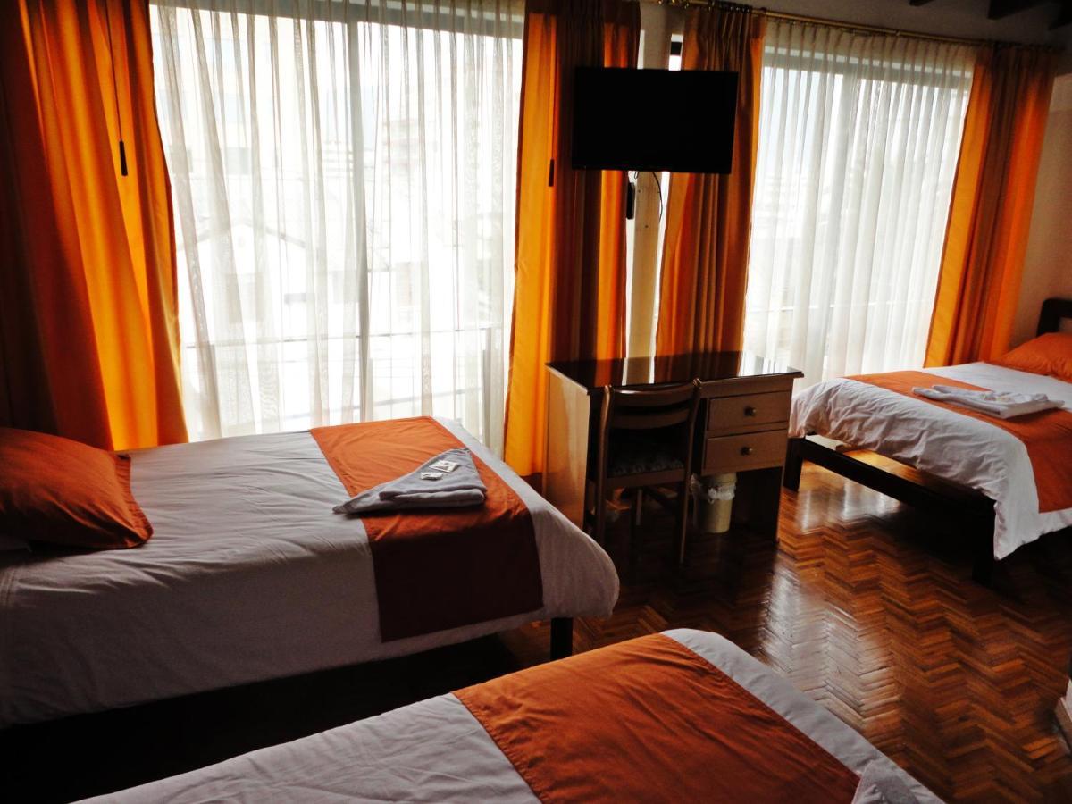 Hotel Rincon Escandinavo กีโต ภายนอก รูปภาพ