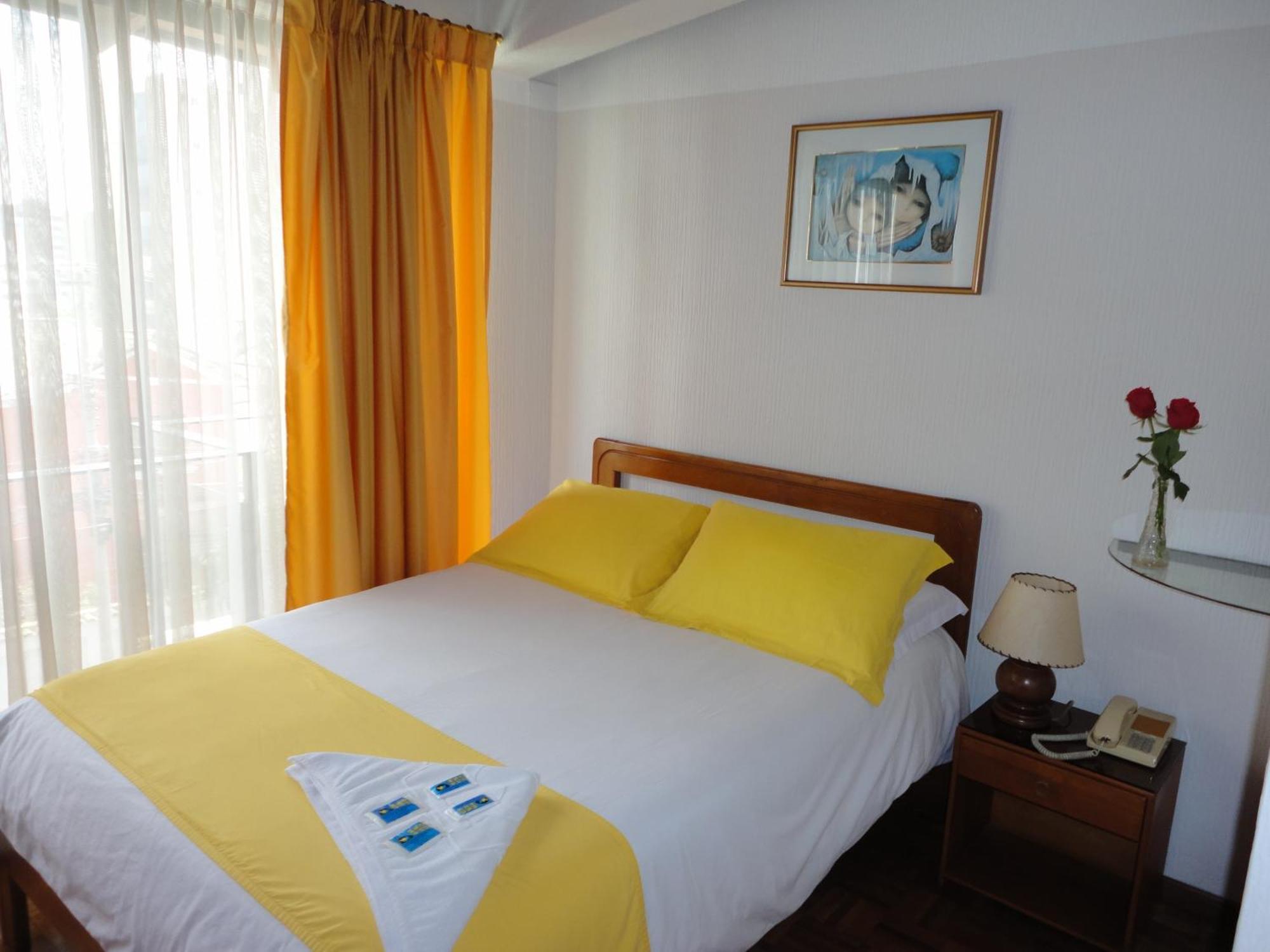 Hotel Rincon Escandinavo กีโต ภายนอก รูปภาพ