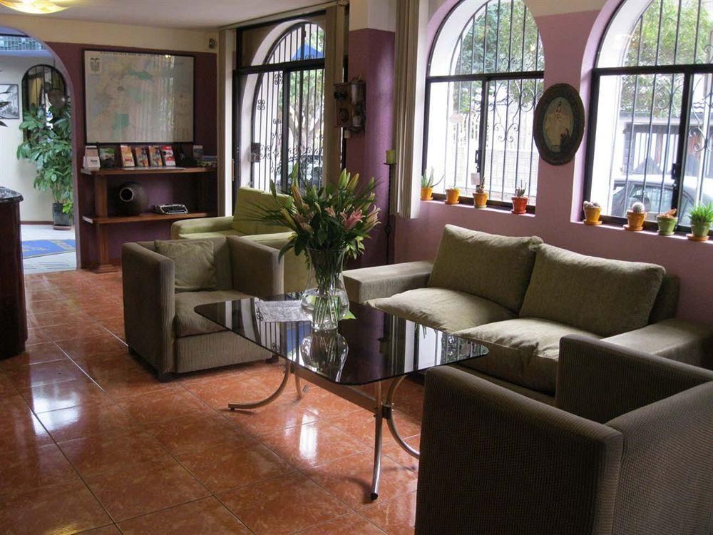 Hotel Rincon Escandinavo กีโต ภายนอก รูปภาพ